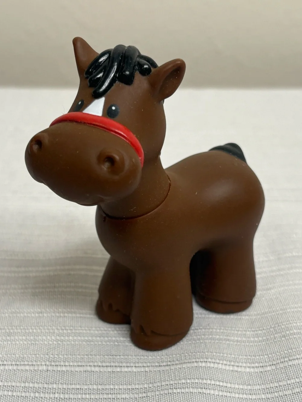 Vintage 1997 Fisher Price Little People Dark Brown Horse Farm Animal Figure